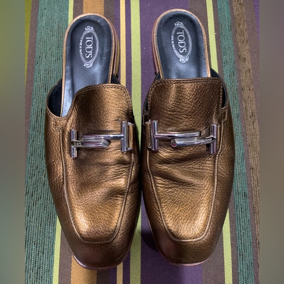 Tod's Metallic Bronze Mules - Picture 1 of 12
